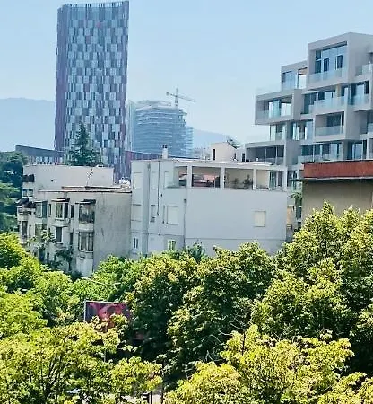 Lilo's Place Apartment